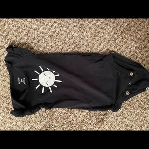 Carter’s 3-6 month onesie. Never worn